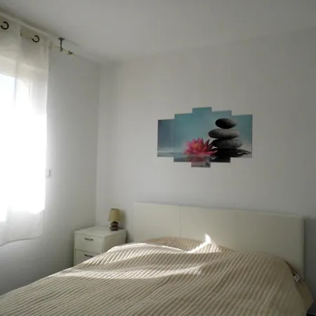 Apartment Allee Des Coraux * Saint-Cyr-sur-Mer